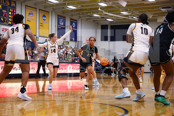 EMU Canisius Womens Basketball