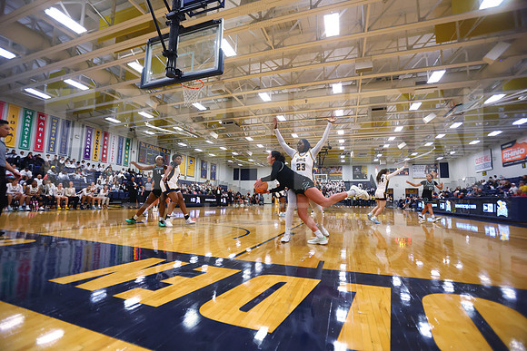 EMU Canisius Womens Basketball