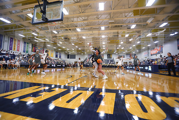 EMU Canisius Womens Basketball