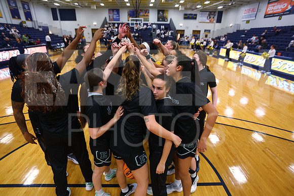 EMU Canisius Womens Basketball