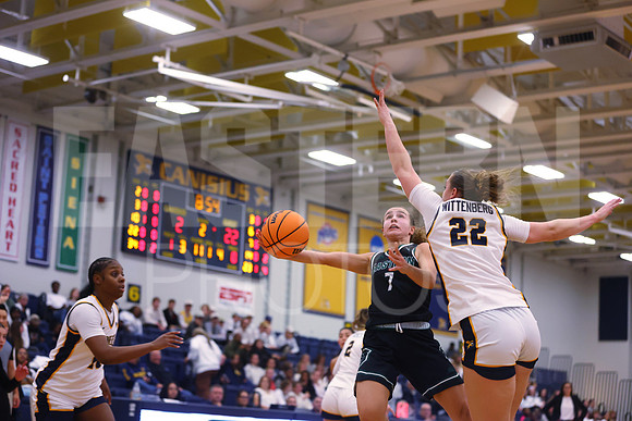 EMU Canisius Womens Basketball