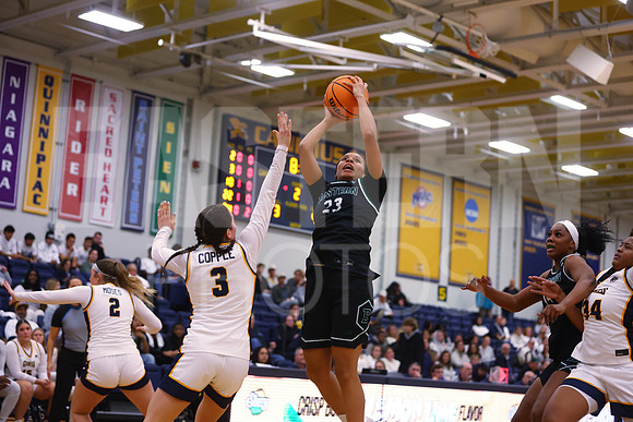 EMU Canisius Womens Basketball