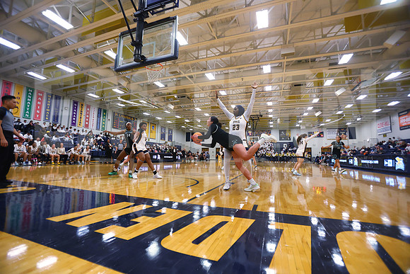 EMU Canisius Womens Basketball