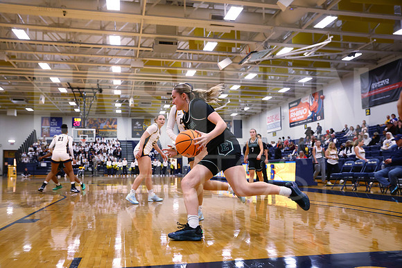 EMU Canisius Womens Basketball