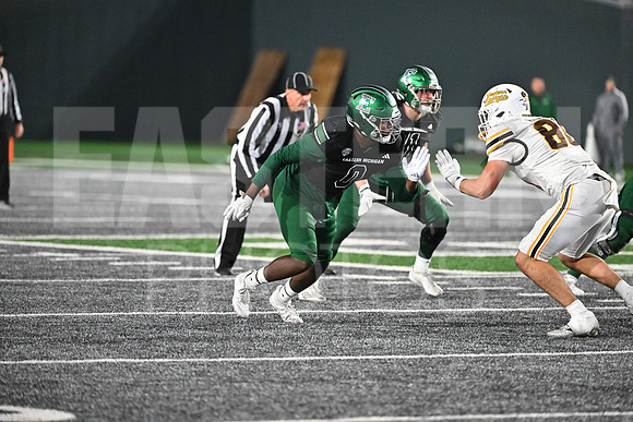 COLLEGE FOOTBALL: NOV 25 Western Michigan at Eastern Michigan