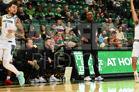 COLLEGE BASKETBALL: DEC 5 Cleary at Eastern Michigan