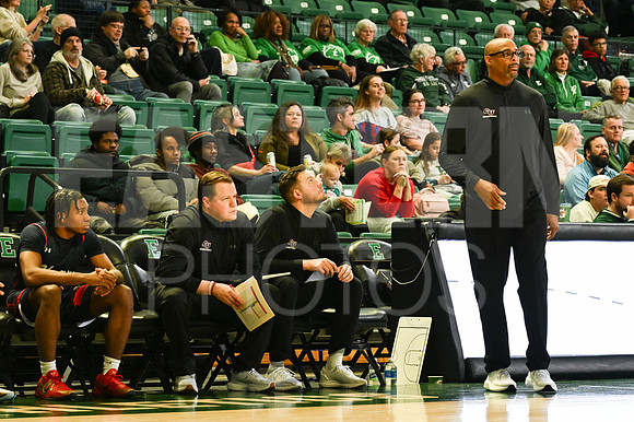 COLLEGE BASKETBALL: DEC 5 Cleary at Eastern Michigan