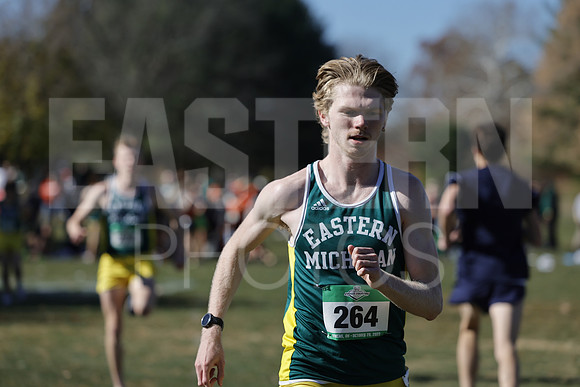Eastern Michigan University compete at the 2022 MAC Cross Country Championships hosted in Athens, OH on October 29, 2022 (Photos provided by Walt Middleton Photography)