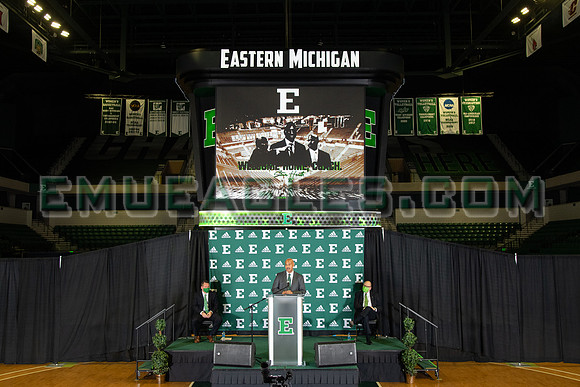 COLLEGE BASKETBALL: APR 13 Eastern Michigan Stan Heath Press Conference