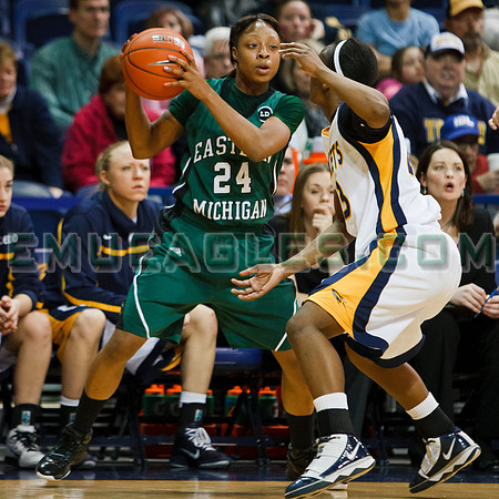 NCAA Women's Basketball 2011 - Feb 23 - Eastern Michigan at Toledo
