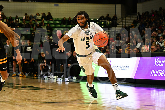 COLLEGE BASKETBALL: FEB 11 Toledo at Eastern Michigan