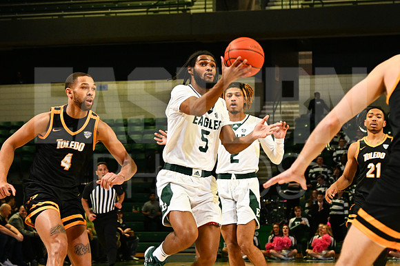 COLLEGE BASKETBALL: FEB 11 Toledo at Eastern Michigan