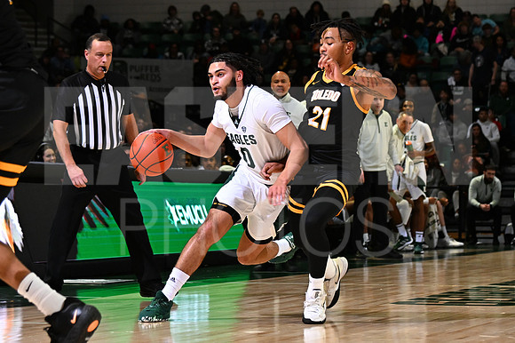 COLLEGE BASKETBALL: FEB 11 Toledo at Eastern Michigan