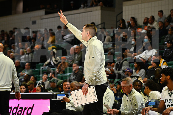 COLLEGE BASKETBALL: FEB 11 Toledo at Eastern Michigan