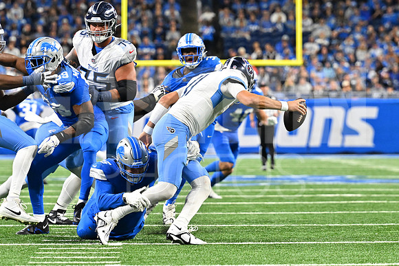 NFL: OCT 27 Titans at Lions