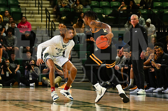COLLEGE BASKETBALL: FEB 11 Toledo at Eastern Michigan