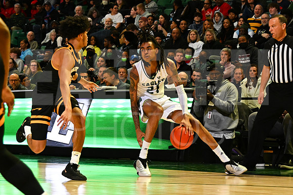 COLLEGE BASKETBALL: FEB 11 Toledo at Eastern Michigan