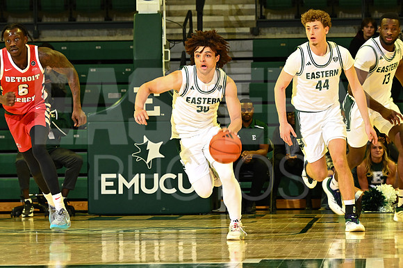 COLLEGE BASKETBALL: NOV 30 Detroit at Eastern Michigan